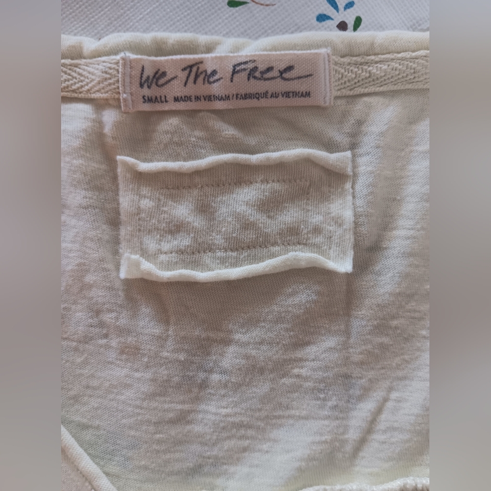 We The Free Soft Yellow V-Neck Short Sleeve Tee, Size Small - Picture 6 of 6